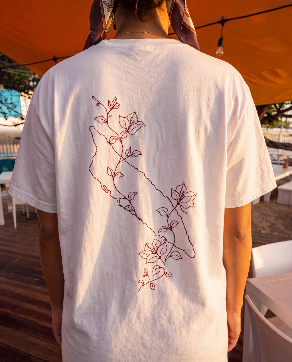 Aruba Island Vine Redwork Tee close-up of the design, White