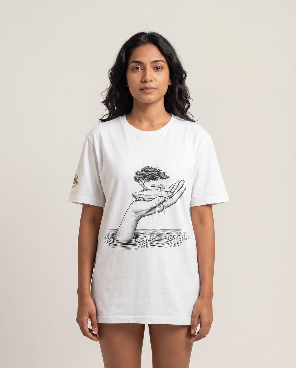 Model wearing the Aruba Island in Hand Tee